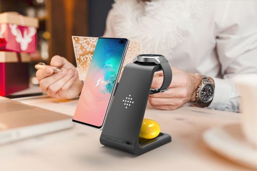 3-in-1 Stand Wireless Fast Charger TurboTech Co 16