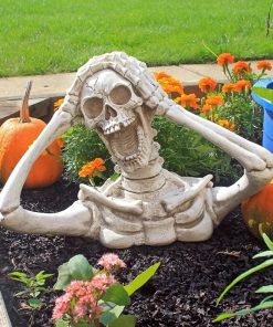 Personality Screaming Skull Statue Pendant Garden Skeleton Halloween Decoration TurboTech Co